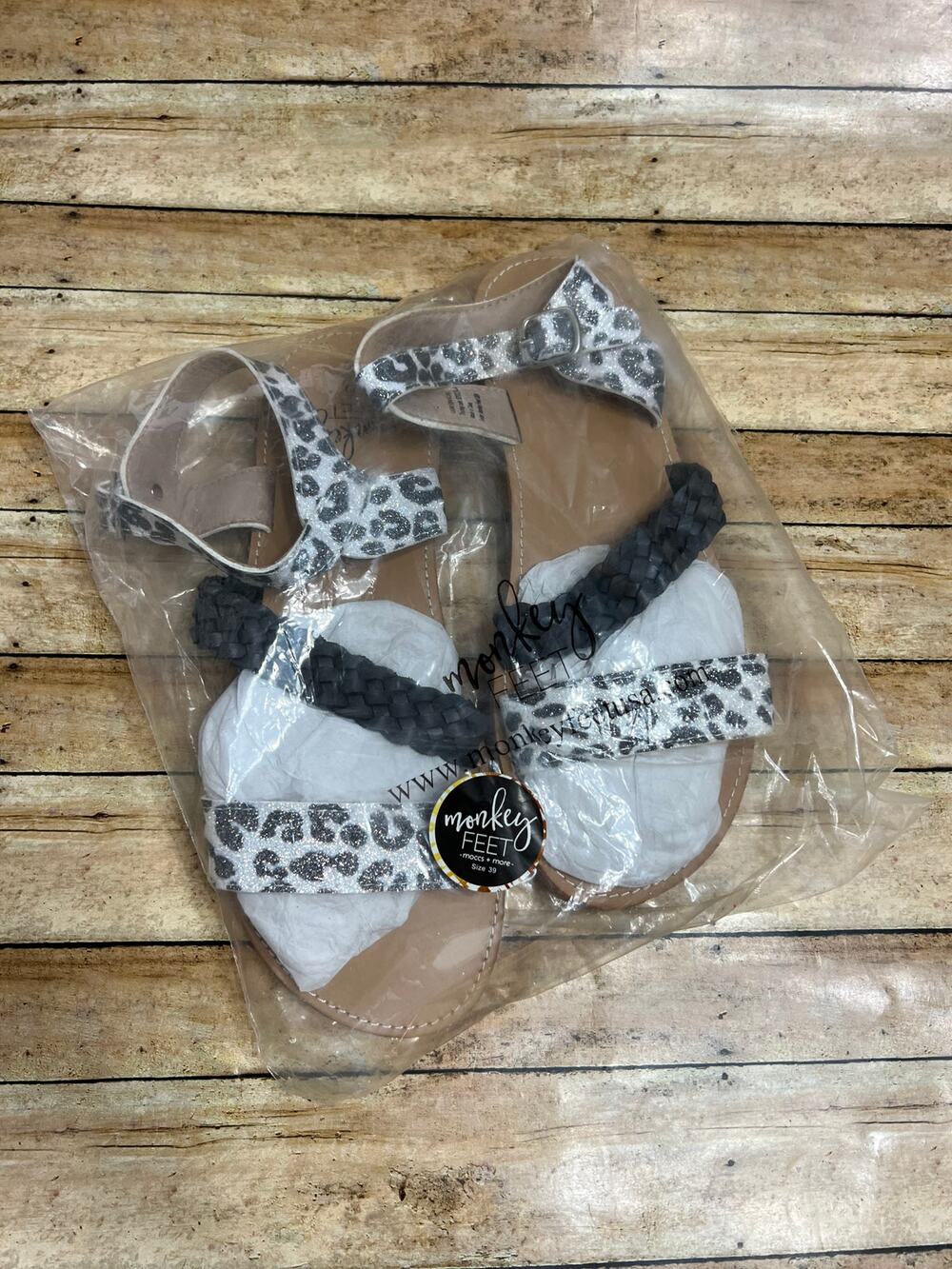 Monkey Feet Women's Black Leopard Leather Sandals Size 39 NEW